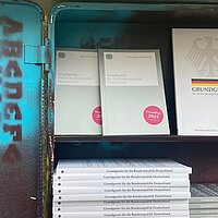 Das Grundgesetz als Lektüre zum Mitnehmen